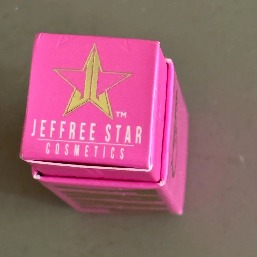 Jeffree Star Pink Lipstick Box - Gods Gift